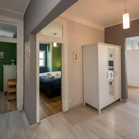 Captain House, Amazing In Santos * Лиссабон